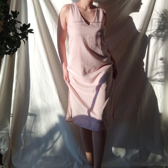 Simons Dresses & Skirts - Simons Icone Light Pink Female Figure Print Midi Dress